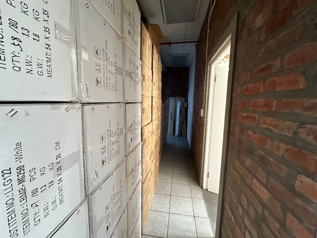To Let commercial Property for Rent in Maitland Western Cape